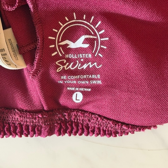 Hollister Swim Burgundy Smocked Bikini Top Women’s Large Stretch Textured Scoop - Picture 4 of 5
